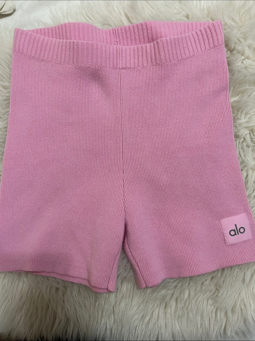 ALO Yoga Scholar Knit Sweet Pink Ribbed Shorts Sz S